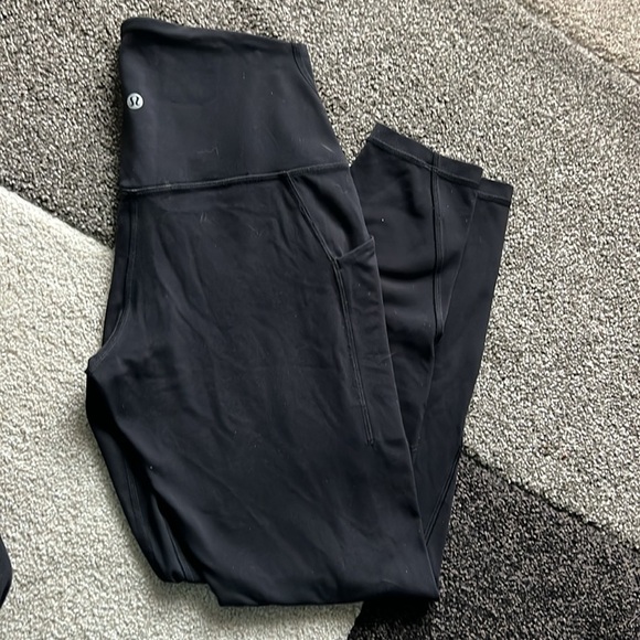 Lululemon Black Yoga Pants 2 Side Pockets, Waistband Pocket - 8 - Picture 9 of 9